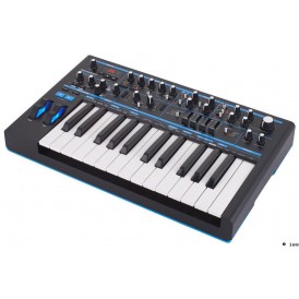 NOVATION BASS STATION II